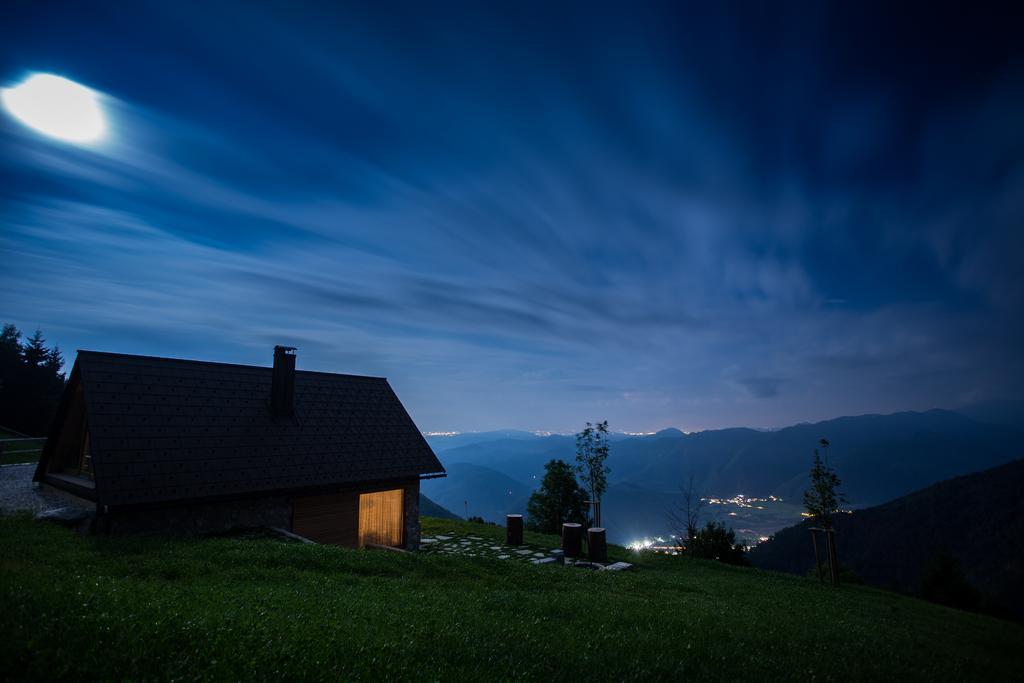 Eco Chalet Astramontana Tolmin Bagian luar foto