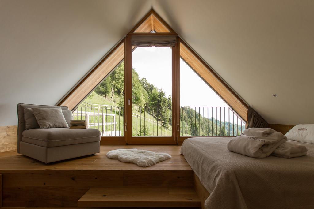 Eco Chalet Astramontana Tolmin Bagian luar foto