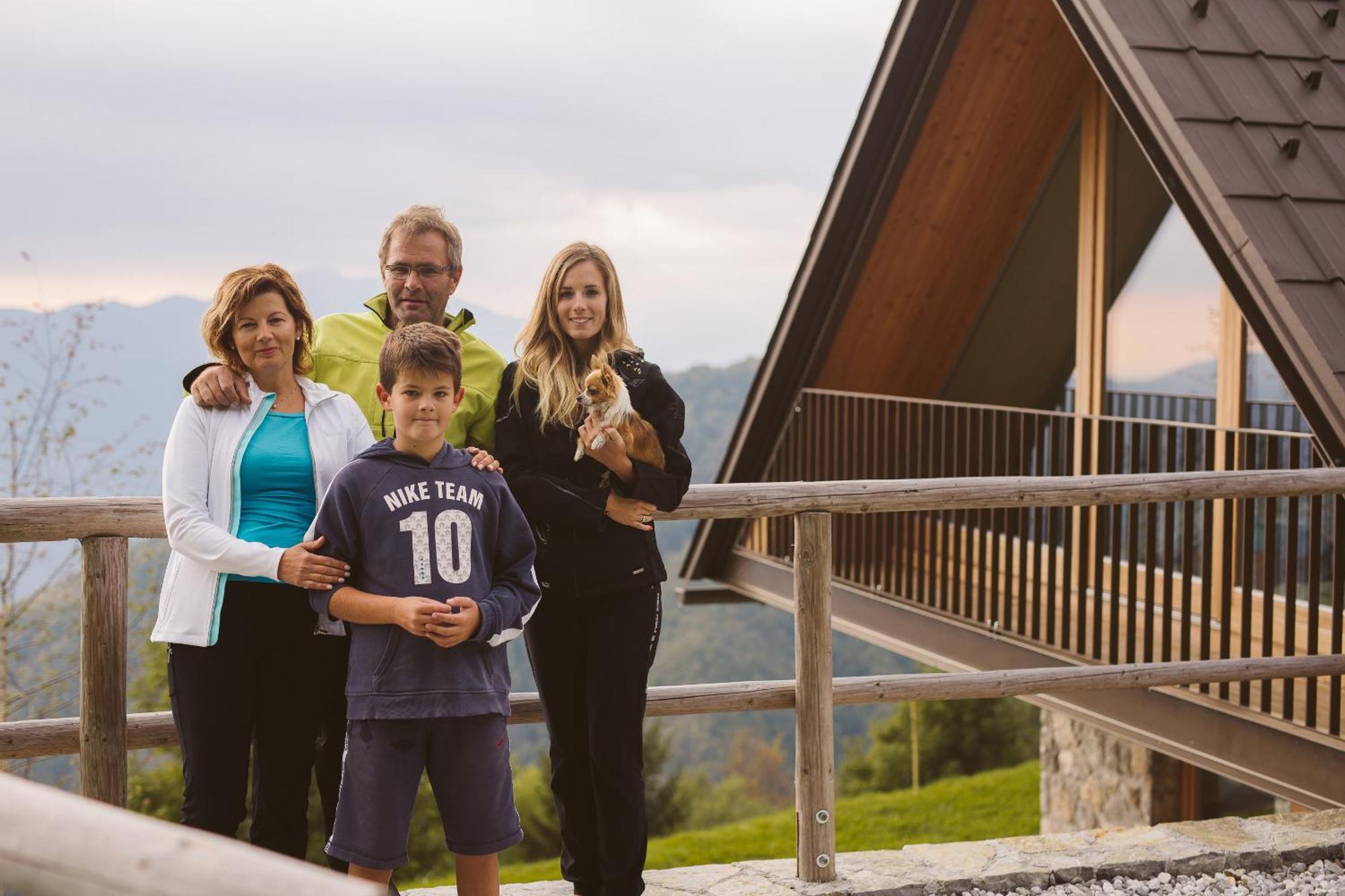 Eco Chalet Astramontana Tolmin Bagian luar foto